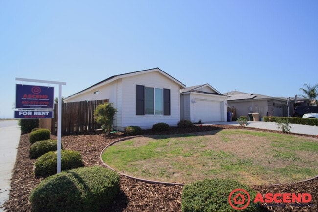 property at 5817 Eiffel Pl