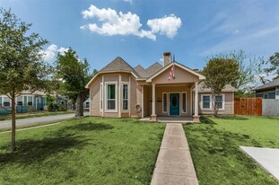 5501 East Side Ave in Dallas, TX - Building Photo
