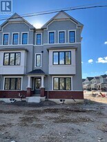 3 Kingbird Cmn in Cambridge, ON - Building Photo