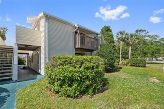138 Hunter Lake Dr, Unit d in Oldsmar, FL - Building Photo - Building Photo