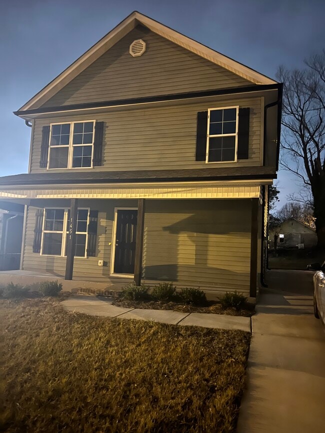 1451 Harding St in Winston-Salem, NC - Building Photo - Building Photo