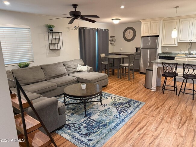 property at 5525 E Thomas Rd