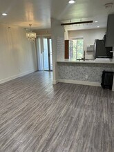 7500 Parkway Dr in La Mesa, CA - Building Photo - Building Photo