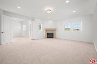 5135 Avenida Oriente in Los Angeles, CA - Building Photo - Building Photo