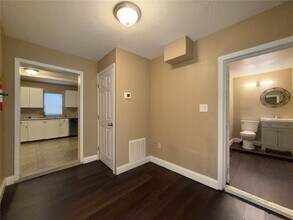 1640 Salem Dr in Orlando, FL - Building Photo - Building Photo