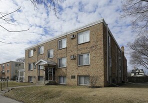 2712 Pillsbury Ave S in Minneapolis, MN - Building Photo