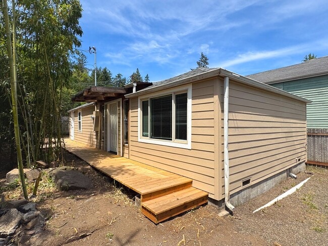 property at 25 E 32nd Ave