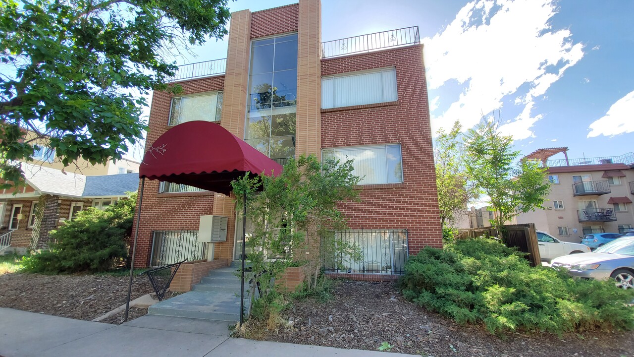 925 S Washington St, Unit 104 in Denver, CO - Foto de edificio