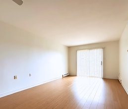 303 Normandie Street in Dieppe, NB - Building Photo - Building Photo