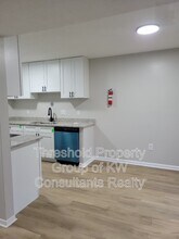 7964-7966 Goldsmith Dr in Reynoldsburg, OH - Building Photo - Building Photo