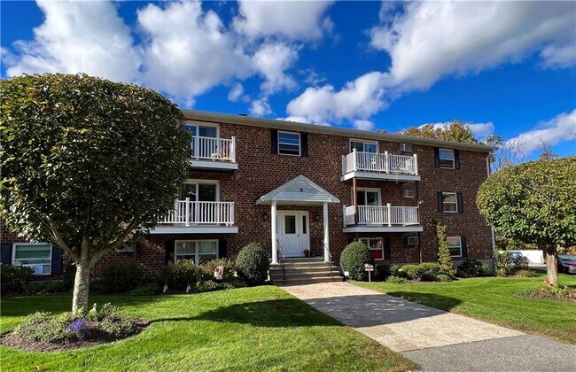 property at 395 Mendon Rd