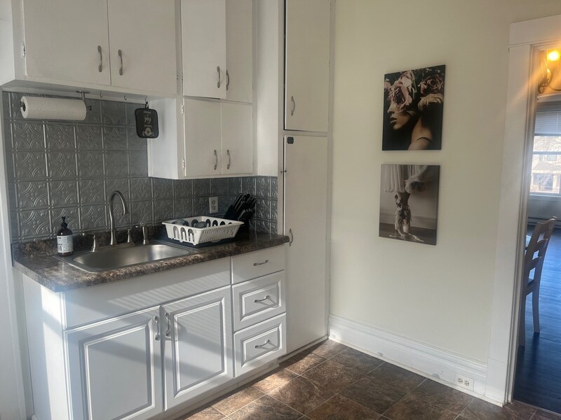 236 W Broadway St in Monticello, MN - Building Photo