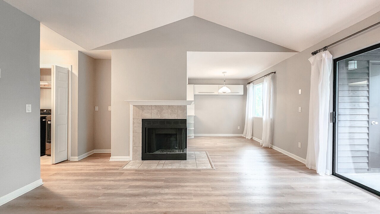 9580 SW 146th Ter, Unit 8 in Beaverton, OR - Building Photo
