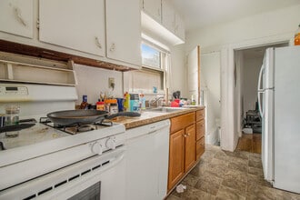 927 S Division St in Ann Arbor, MI - Building Photo - Building Photo