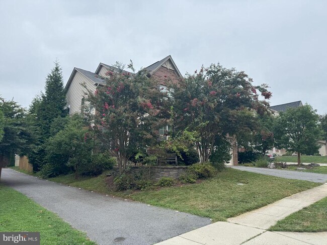 property at 3037 Moore Ln