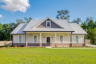 1160 Chimney Rd in Rincon, GA - Building Photo