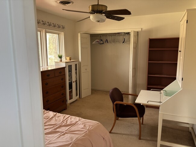 3860 Muddy Creek Rd in Edgewater, MD - Foto de edificio - Building Photo