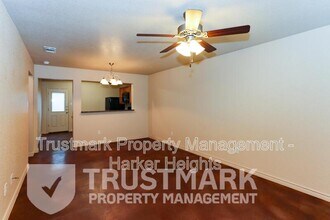 101 Kings Ct in Killeen, TX - Building Photo - Building Photo