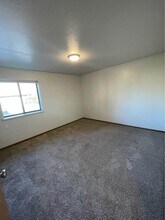 2745 Glen Creek Pl, Unit 2 in Appleton, WI - Building Photo - Building Photo