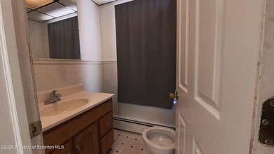 447 Orchard St in Scranton, PA - Building Photo - Building Photo
