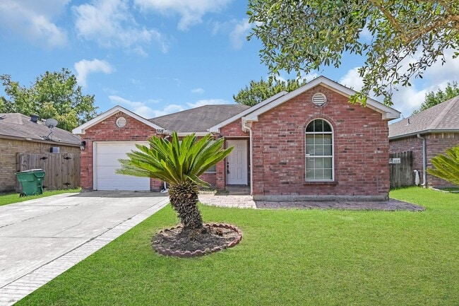 5518 Rio Ramos St in Rosharon, TX - Building Photo - Building Photo