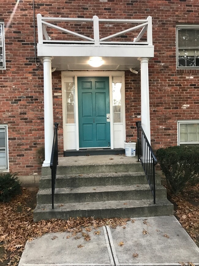 2 Treat St, Unit 3A
