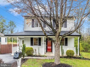 26214 Town Spring Rd in Damascus, MD - Building Photo - Building Photo