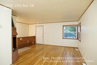 11028 17th Ave SW in Seattle, WA - Building Photo - Building Photo