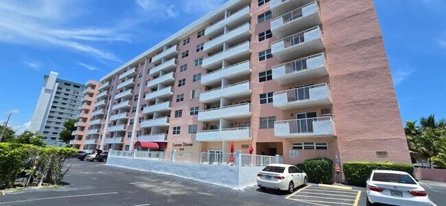property at 3201 NE 14th Street Causeway