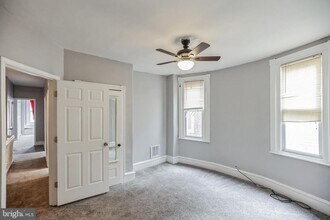 530 N 58th St in Philadelphia, PA - Building Photo - Building Photo