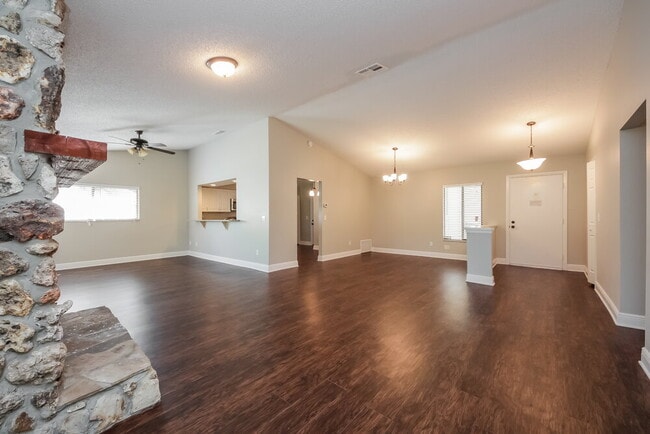 312 Dublin Dr in Lake Mary, FL - Building Photo - Building Photo