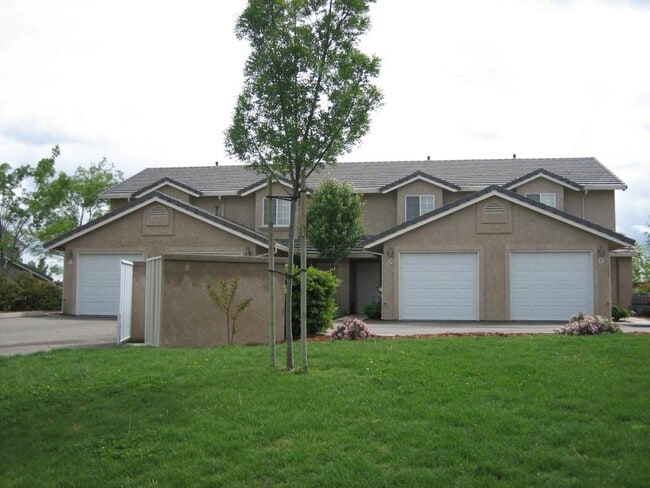 1077 Burton Dr, Unit UnitA