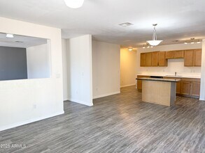 700 W Park Ave in Chandler, AZ - Building Photo - Building Photo