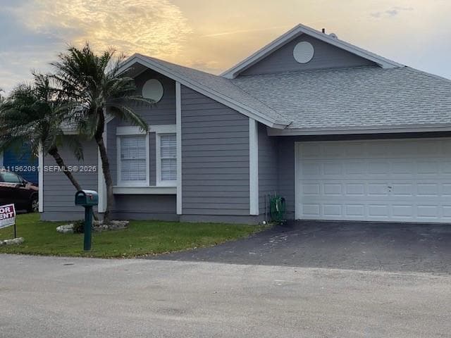 10304 SW 139th Pl in Miami, FL - Building Photo - Building Photo