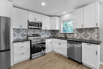 8725 Irongate Dr in North Richland Hills, TX - Building Photo - Building Photo