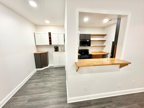 10390 Ivy Hollow Dr in Knoxville, TN - Foto de edificio - Building Photo