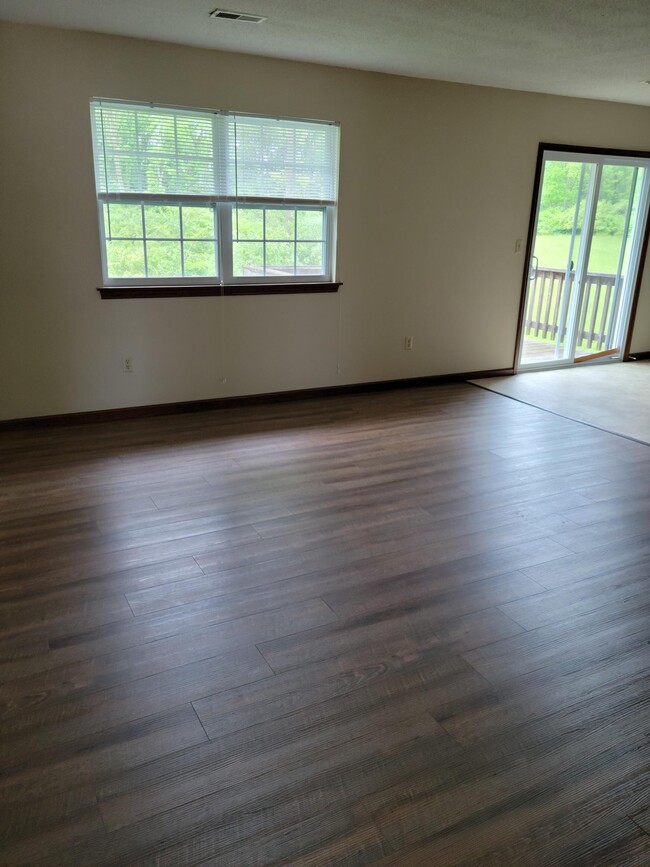 16 Cherry Tree Ln, Unit 16 in Glen Carbon, IL - Building Photo - Building Photo
