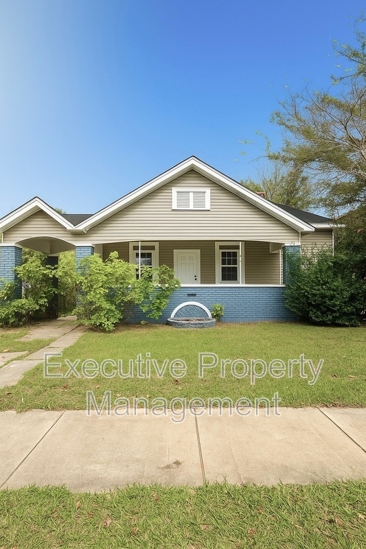 property at 1430 19th St N