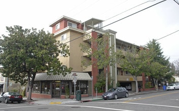 Bldg 1 in Berkeley, CA - Building Photo - Building Photo