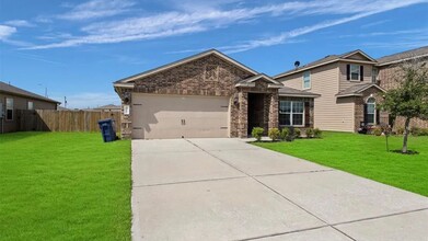 6907 Musclewood Rd in Baytown, TX - Building Photo - Building Photo