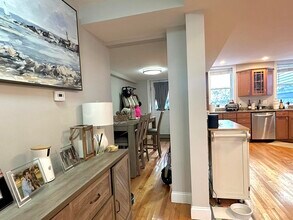 494 E 3rd St, Unit 1 in Boston, MA - Building Photo - Building Photo