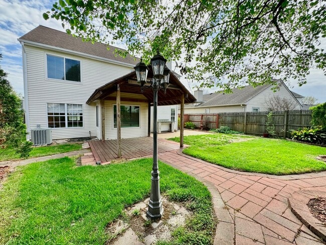 2092 Rock Lake Loop in Virginia Beach, VA - Building Photo - Building Photo