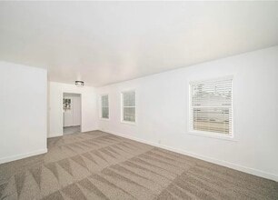 25885 Creag Ave in Homeland, CA - Building Photo - Building Photo