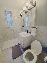 39 Glenbrook Rd in Stamford, CT - Building Photo - Building Photo