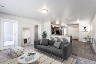 Dublin Square Apartments and Townhomes in Sioux Falls, SD - Building Photo