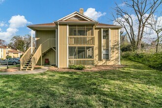 110 Heywood Rd in Arden, NC - Building Photo - Building Photo