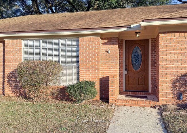 7865 Apollo Dr in Pensacola, FL - Building Photo - Building Photo