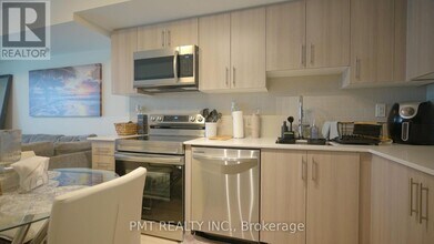 1435 Celebration Dr in Pickering, ON - Building Photo - Building Photo