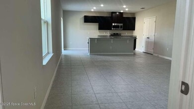 474 San Filippo Dr SE in Palm Bay, FL - Building Photo - Building Photo