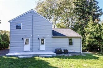 233 Melville Dr-Unit -A in Fairfield, CT - Building Photo - Building Photo